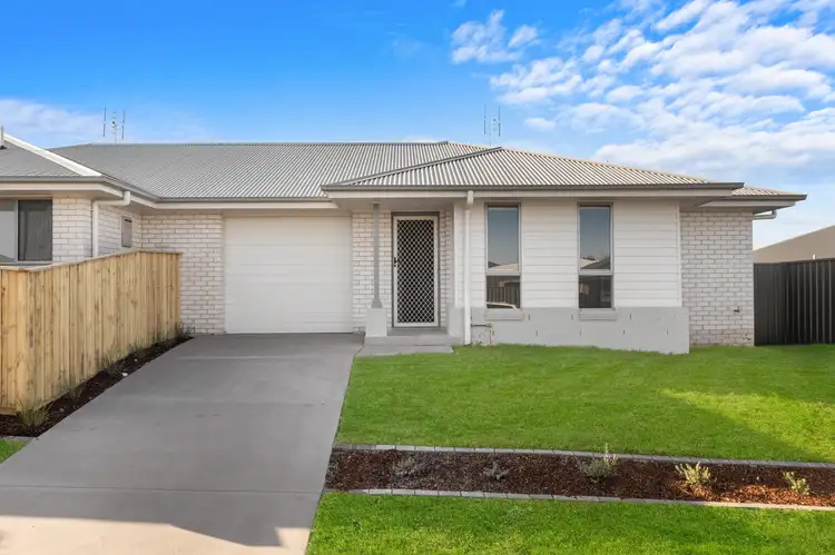 Main view of Homely semi-detached listing, 2/10 Breccia Avenue, Gillieston Heights NSW 2321
