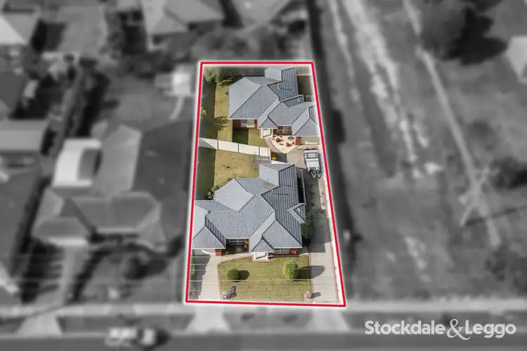 1 & 2/64 Bridle Road, Morwell VIC 3840