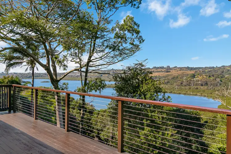 21 Broadwater Esplanade, Bilambil Heights NSW 2486