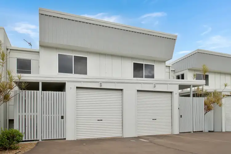 7/9 Cockatoo Drive, New Auckland QLD 4680