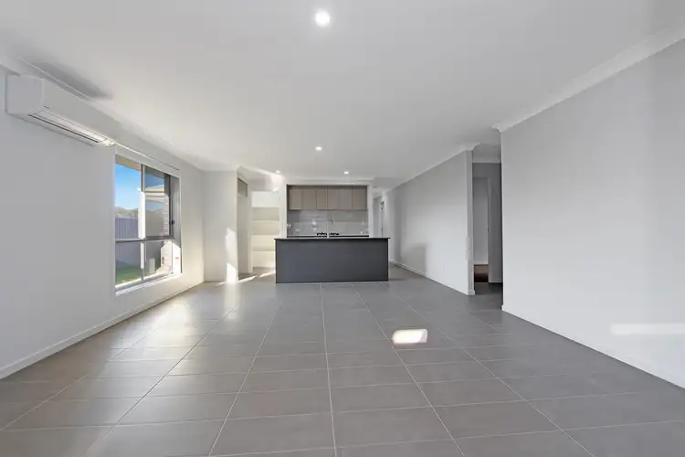 5 Aniseed Avenue, Thrumster NSW 2444