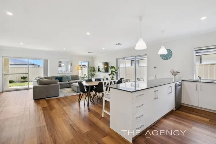 Fifth view of Homely house listing, 10 Apricot Close, Canning Vale WA 6155