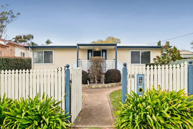 38 Cortess Street, Harristown QLD 4350