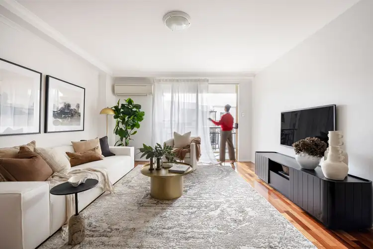 4 Rosebery Place