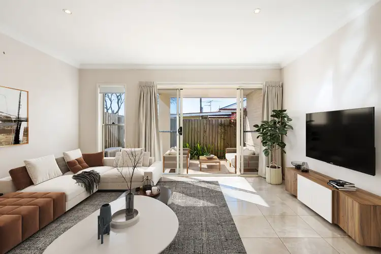 Fifth view of Homely unit listing, 2/15 Cranley Street, South Toowoomba QLD 4350