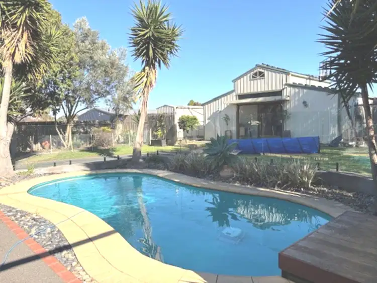 7 Lynn Close, Mornington VIC 3931