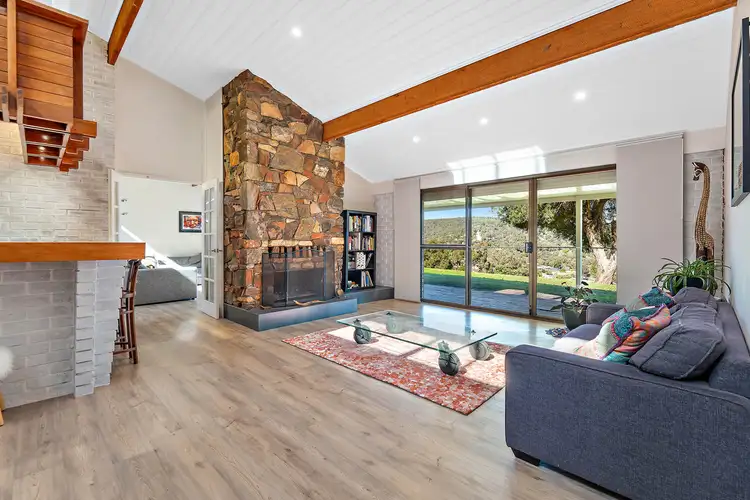 24 Grade Road, Kelmscott WA 6111
