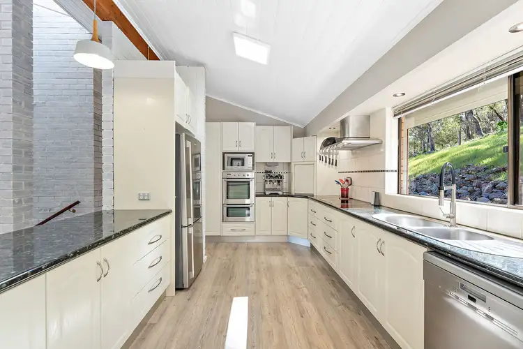 24 Grade Road, Kelmscott WA 6111