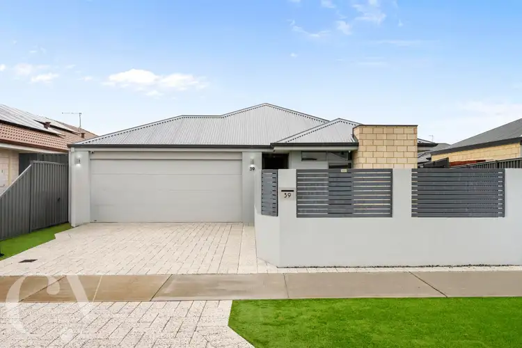 39 Grapestone Road, Piara Waters WA 6112