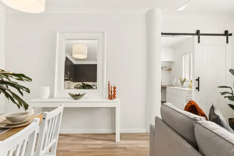 Second view of Homely apartment listing, 11/60 Roslyn Gardens, Elizabeth Bay NSW 2011