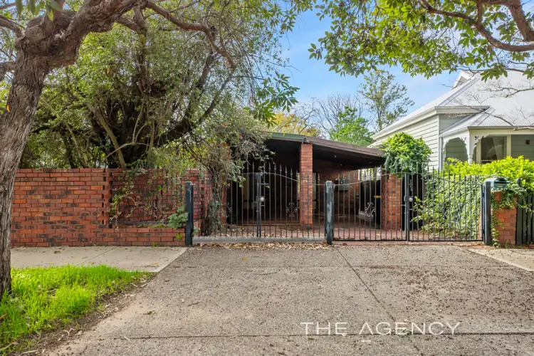 2 Hopetoun Terrace, Shenton Park WA 6008