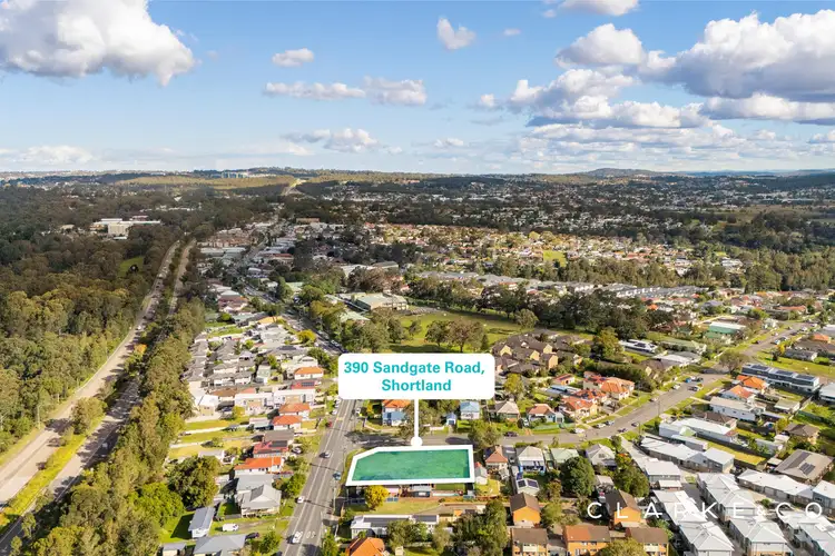 390 Sandgate Road, Shortland NSW 2307
