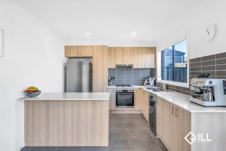Fourth view of Homely house listing, 3 Burnden Close, Berwick VIC 3806
