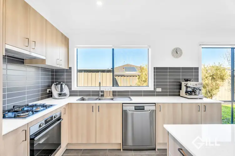 Fifth view of Homely house listing, 3 Burnden Close, Berwick VIC 3806