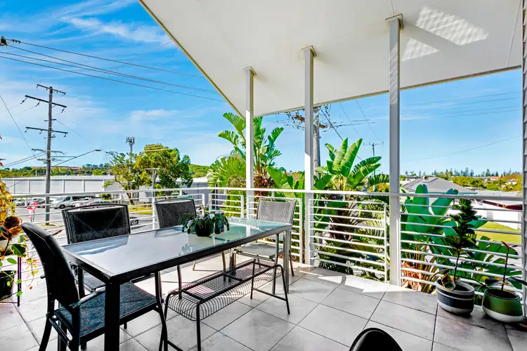 47 Hillcrest Avenue, Miami QLD 4220