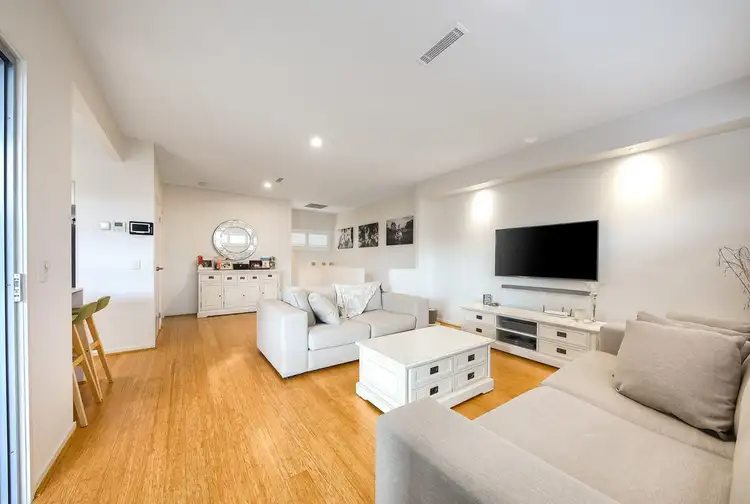 2/18A Ramsay Street, Kedron QLD 4031