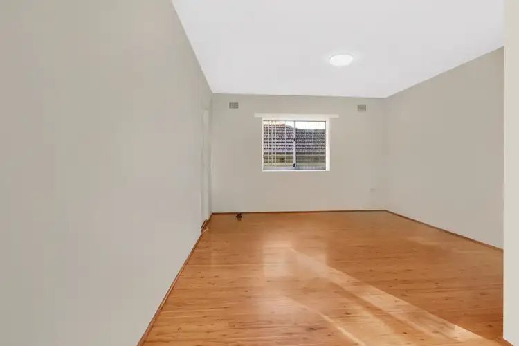 Fourth view of Homely apartment listing, 4/30 Rowland Avenue, Wollongong NSW 2500