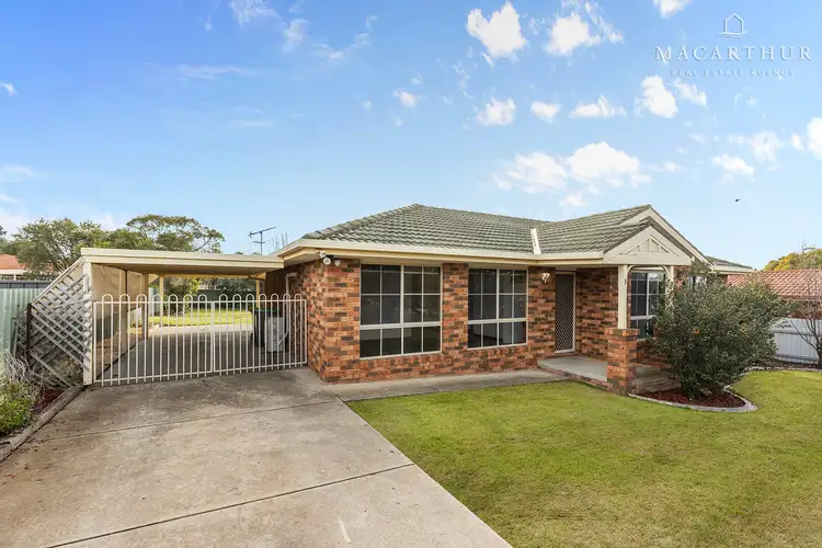 8 Avocet Drive, Estella NSW 2650