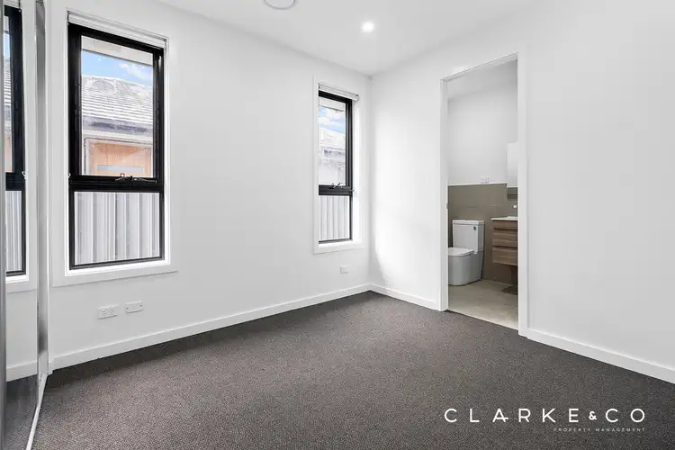 Fourth view of Homely house listing, 5 Rowcliff Circuit, Lochinvar NSW 2321