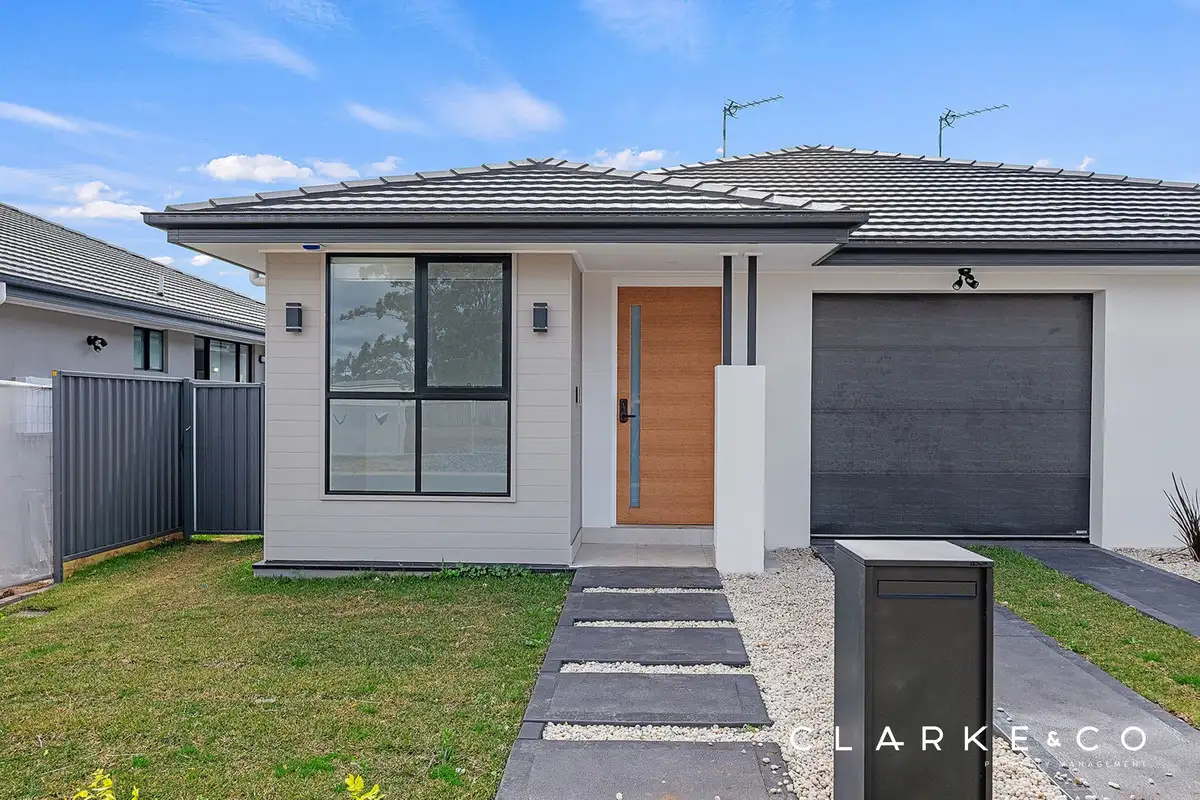 Main view of Homely house listing, 5a Rowcliff Circuit, Lochinvar NSW 2321
