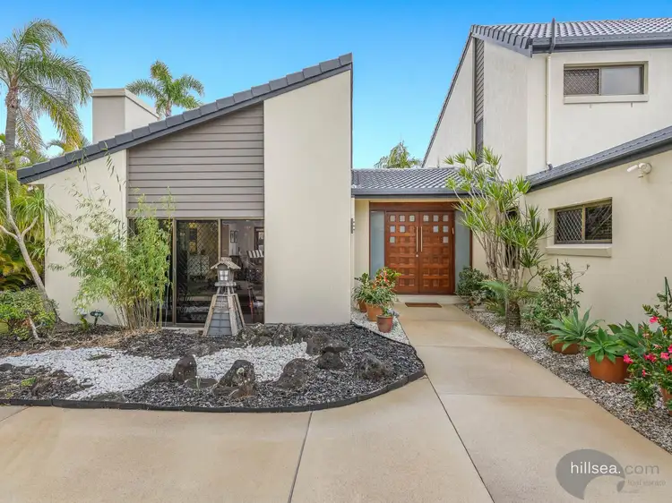 10 Kikori Crescent, Runaway Bay QLD 4216