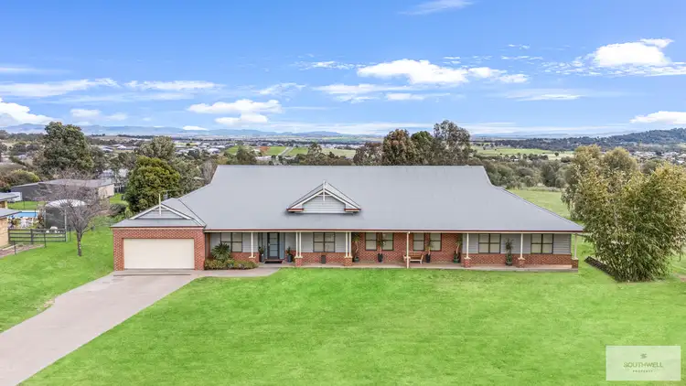 25 Barakula Drive, Tamworth NSW 2340