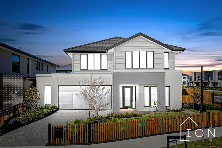 2 Burnbank Parade, Clyde North VIC 3978