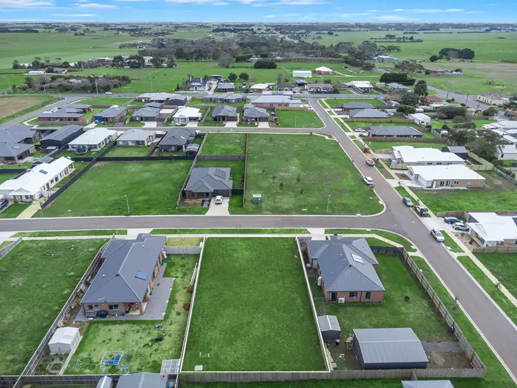 8 Skilbeck Street, Koroit VIC 3282