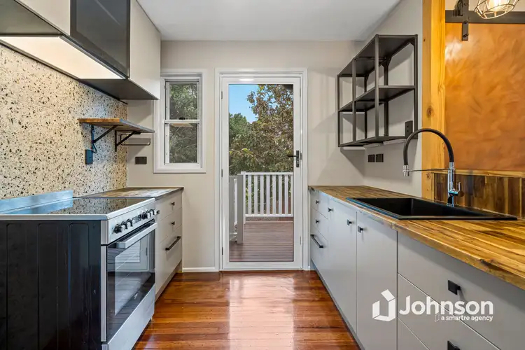 2/72 McFadden Street, Wynnum QLD 4178