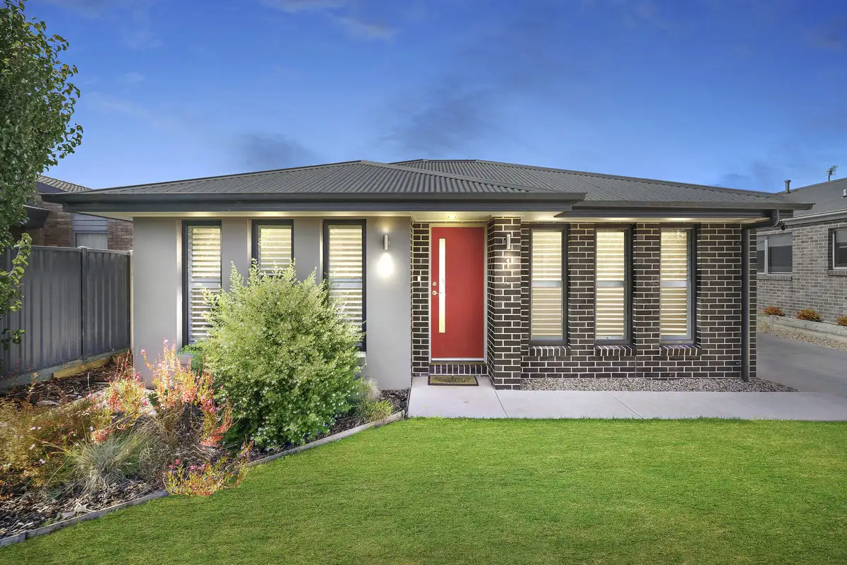 Main view of Homely unit listing, 1/13 Tinworth Avenue, Mount Clear VIC 3350