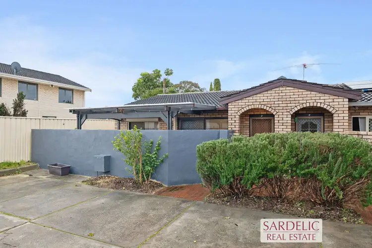 4/8 Talbot Avenue, Como WA 6152