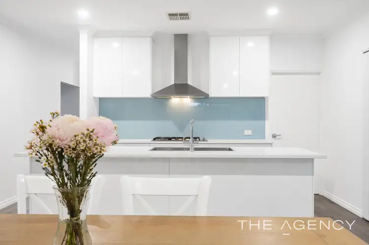 Fifth view of Homely house listing, 8 Mercury Street, Treeby WA 6164