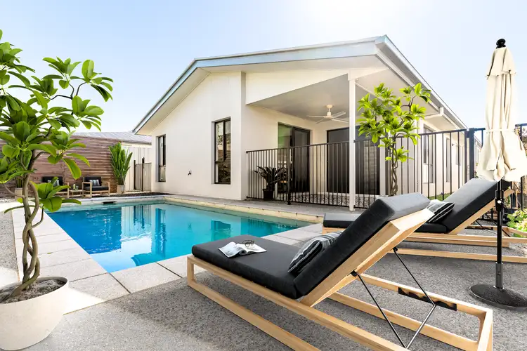 24 Hannah Crescent, Baringa QLD 4551