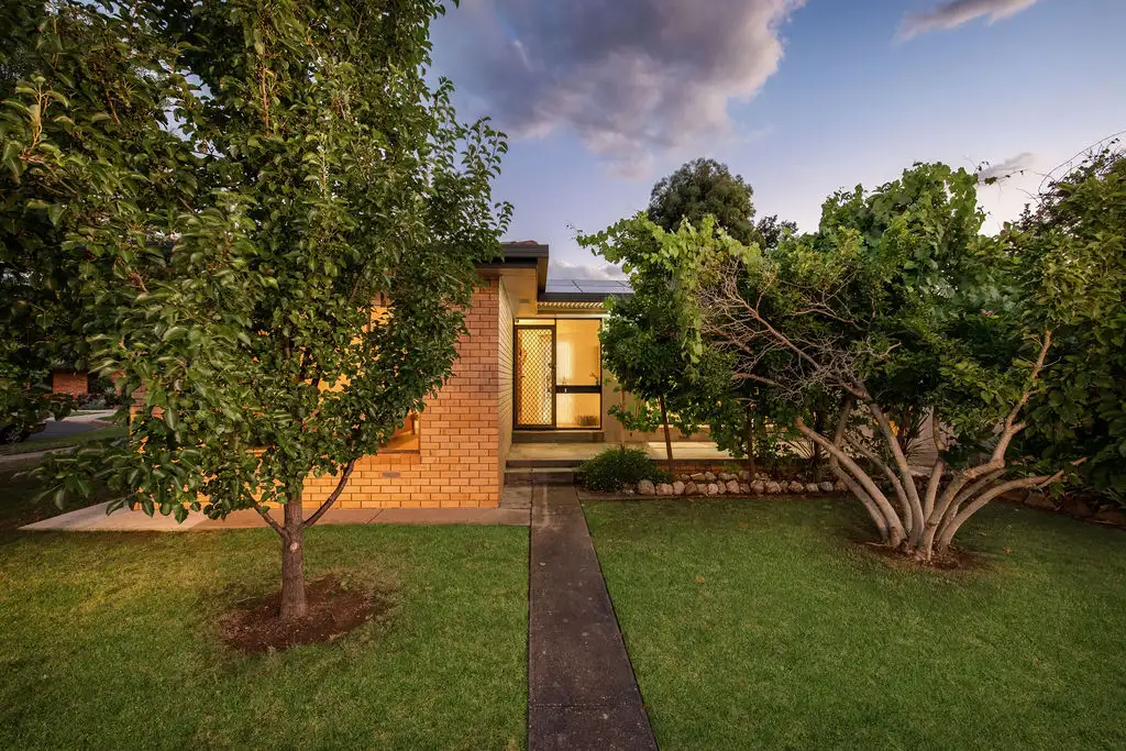 Main view of Homely house listing, 5 Brolga Court, Wodonga VIC 3690