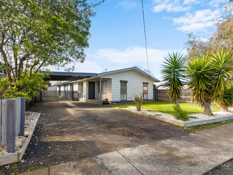 2 Reid Street, Maffra VIC 3860