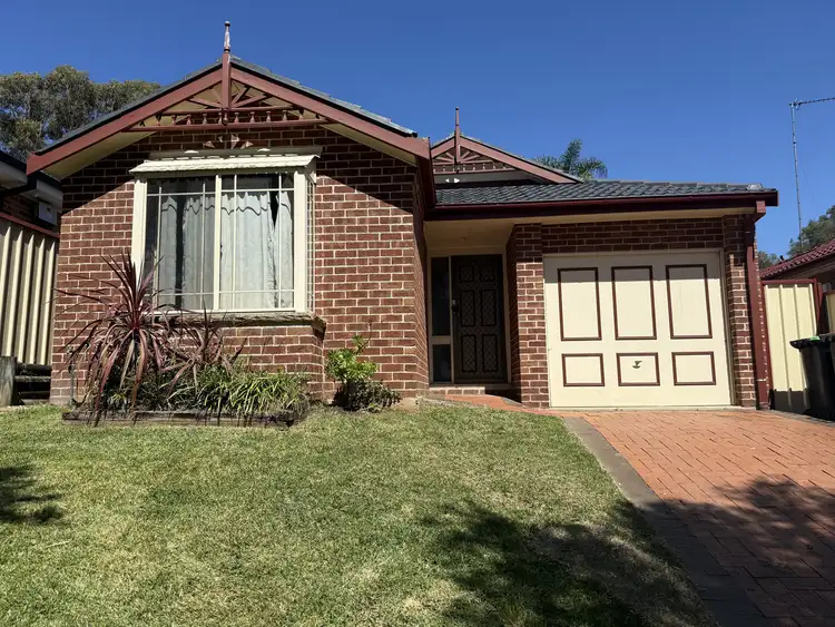 11a Aylward Avenue, Quakers Hill NSW 2763