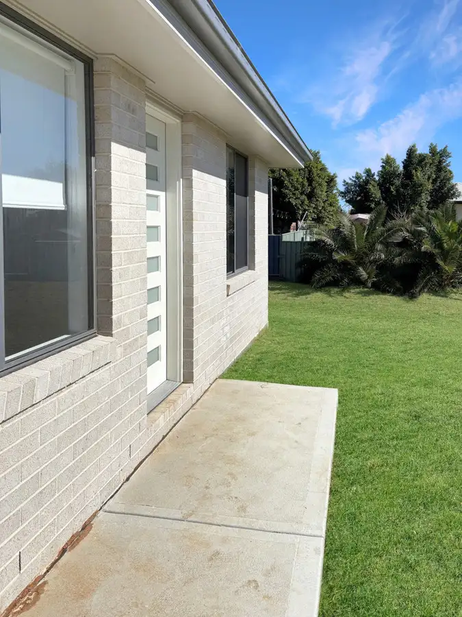 Main view of Homely unit listing, 2/8 Miller Close, Narrabri NSW 2390