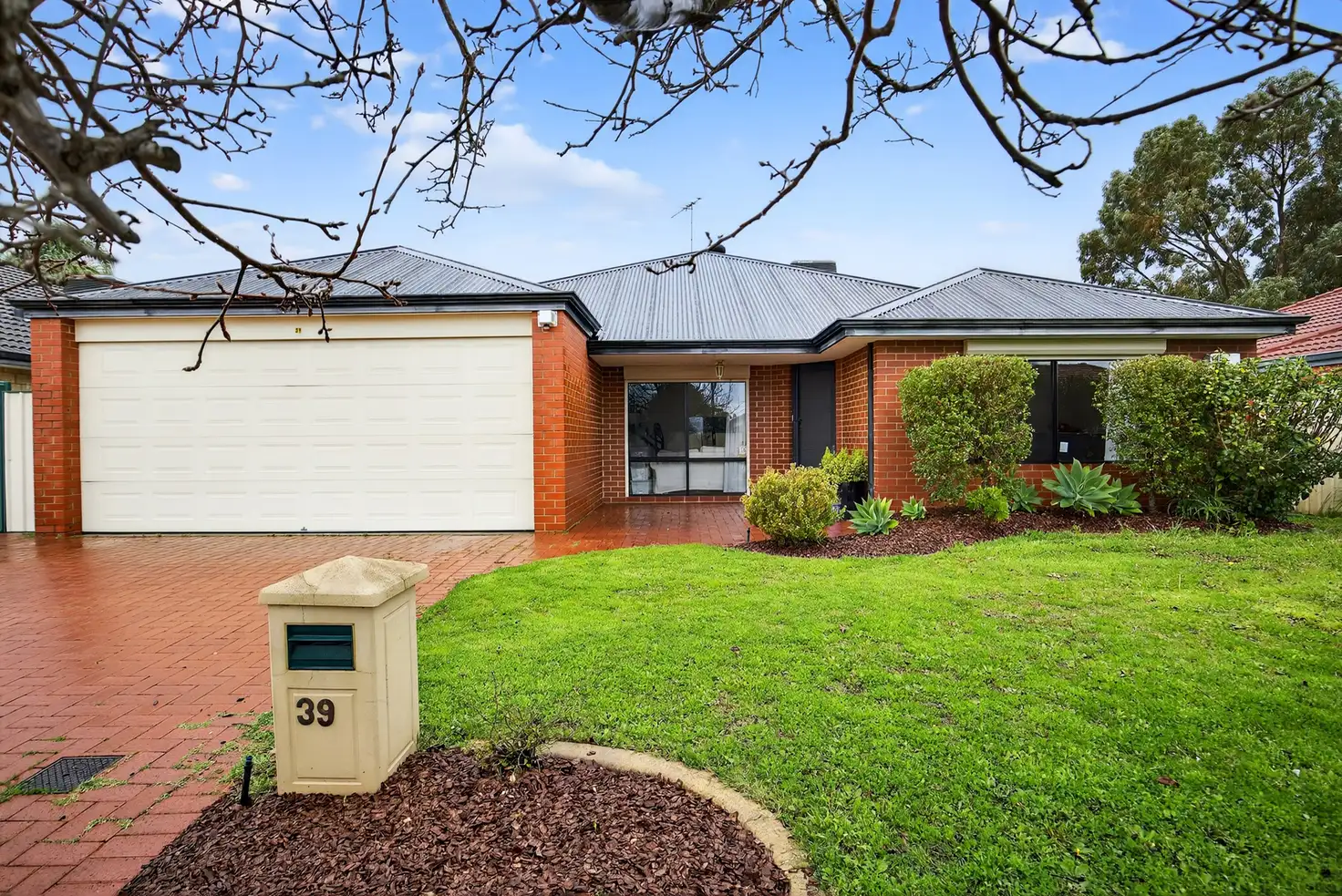 Main view of Homely house listing, 39 Minerva Loop, Success WA 6164