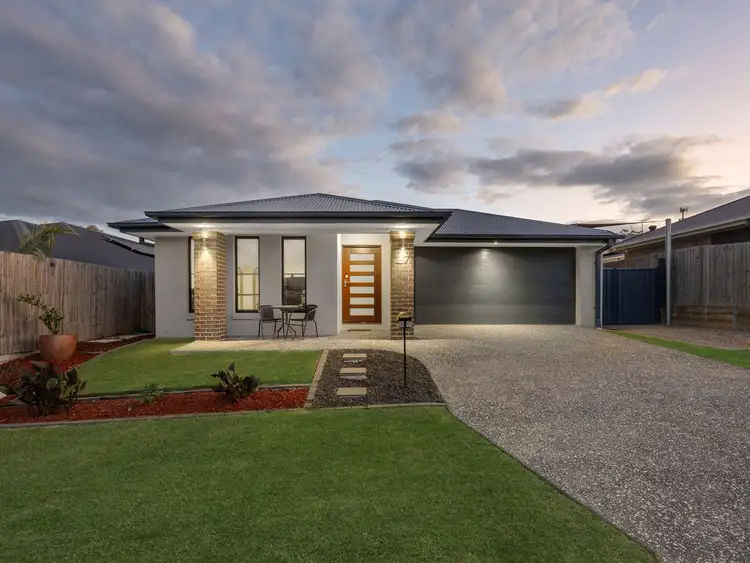 27 Tetra Crescent, Ripley QLD 4306