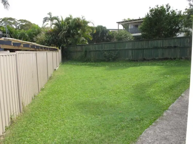Second view of Homely semi-detached listing, 1/6 Tomkins Place, Southport QLD 4215