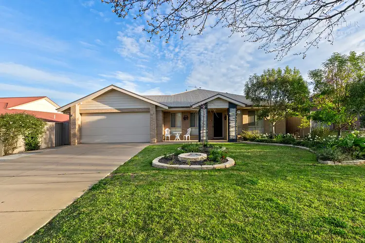 55 Barrima Drive, Glenfield Park NSW 2650