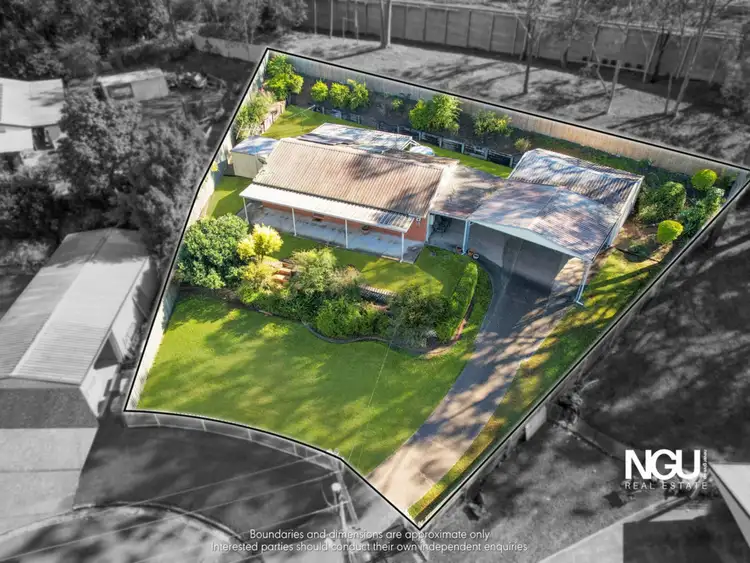 16 Border Court, Brassall QLD 4305