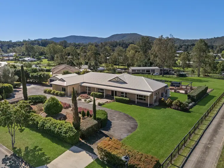 31 Diamantina Circle, Karalee QLD 4306