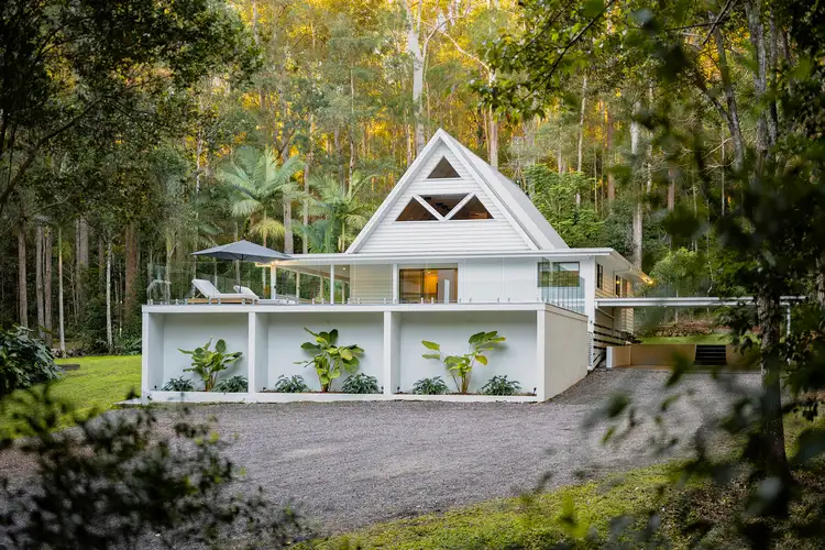 102 Tallgum Avenue, Doonan QLD 4562