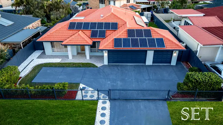 4 Harwood Place, Parkinson QLD 4115