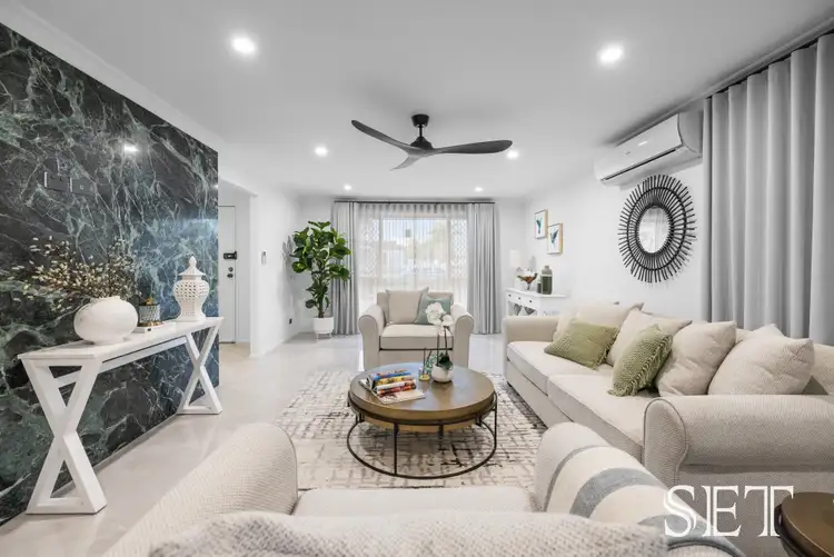 Third view of Homely house listing, 4 Harwood Place, Parkinson QLD 4115
