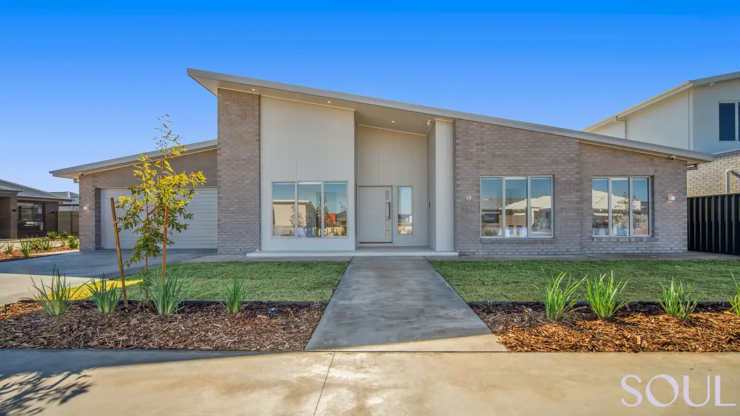 Main view of Homely house listing, 19 Maher Circuit, Griffith NSW 2680