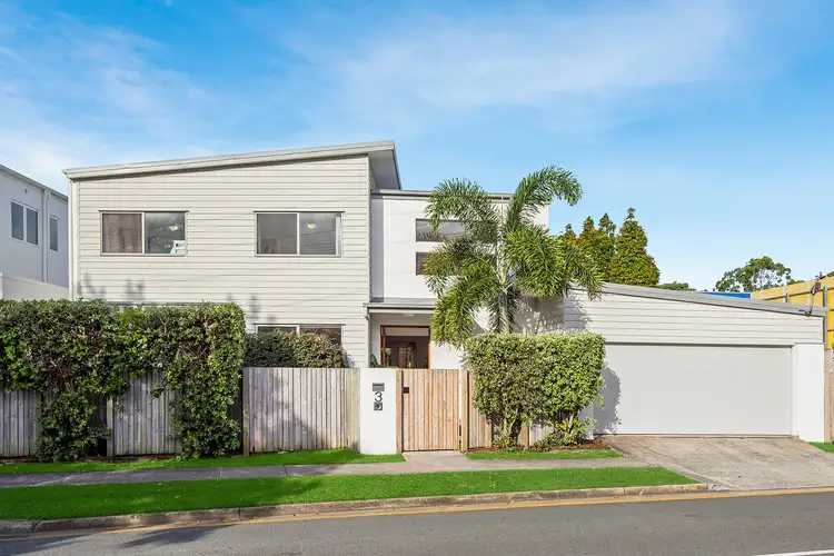 3 Starling Street, Burleigh Heads QLD 4220