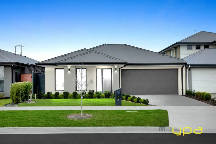 33 Dynasty Drive, Cranbourne South VIC 3977