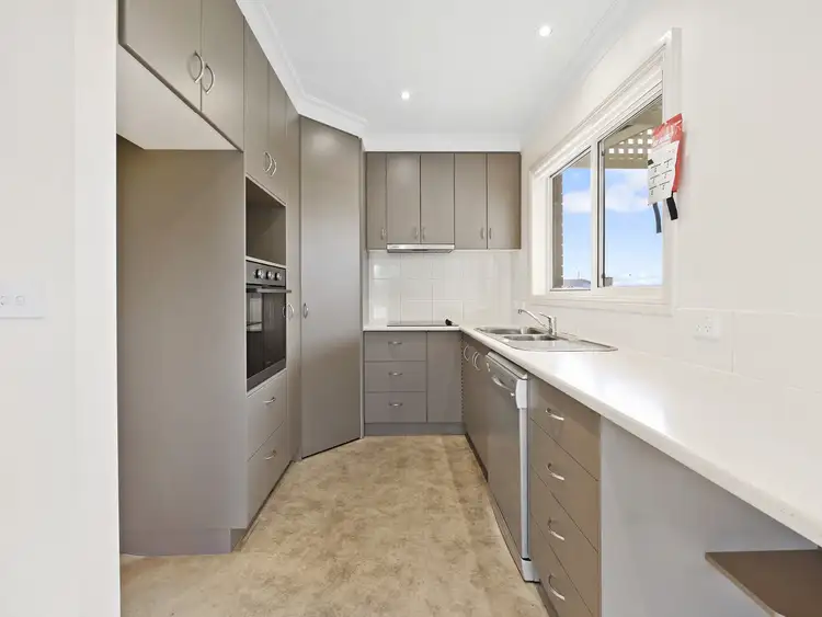 Second view of Homely unit listing, 6/28 Fyfe Street, Hamilton VIC 3300